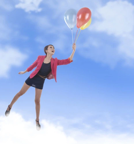 Psychological And Emotional Meanings Of Floating And Flying Dreams